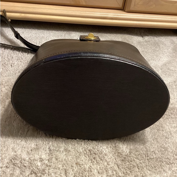 Vintage Louis Vuitton Bag - Picture 3 of 7